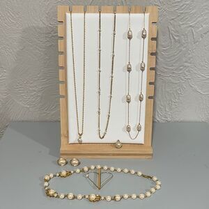 Pearl and Gold Tone Jewelry Lot 7 Pieces